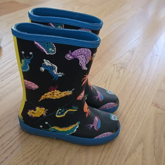 Hunter boots sz 11 boys - Picture 2 of 5